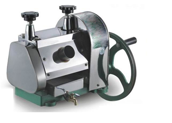 サトウキビジュースマシン