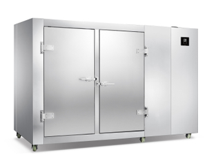 Морепродукты в камере шоковой заморозки